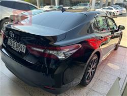 تۆیۆتا کامری